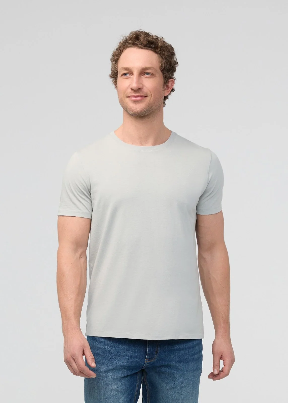 Men's Outerwear & Tops